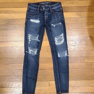 American Eagle Outfitters Women's Dark Blue Distressed Skinny Jeans